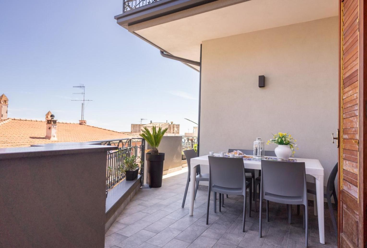 Taormina Matthome Екстериор снимка